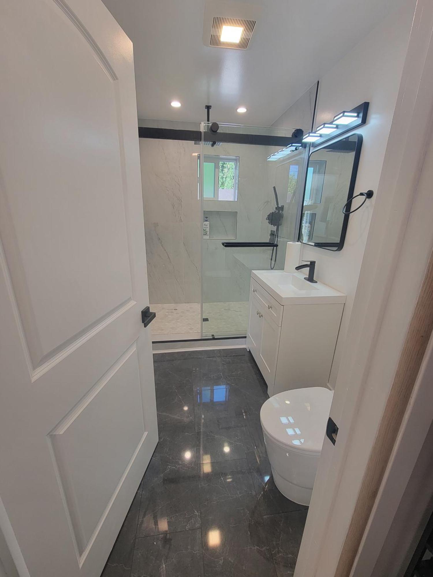 Wg House Angeles Winnetka Apartment